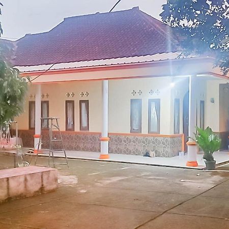 Homestay Bukit Pamoyanan 2 Redpartner Bukanagara Екстериор снимка